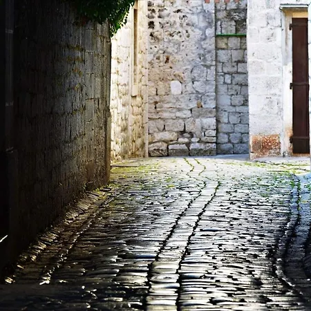 Апартаменти Enjoy Ciovo