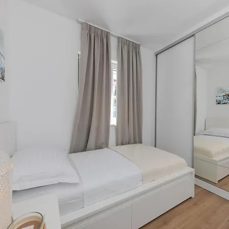 Апартаменти Enjoy Ciovo Трогір